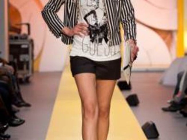 Бяло и жълто сред модните цветове за пролет-лято 2012