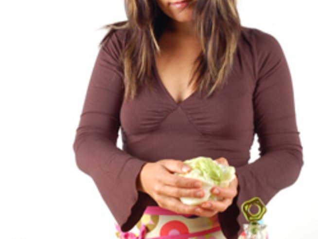 Колко дини под една мишница носят българките?