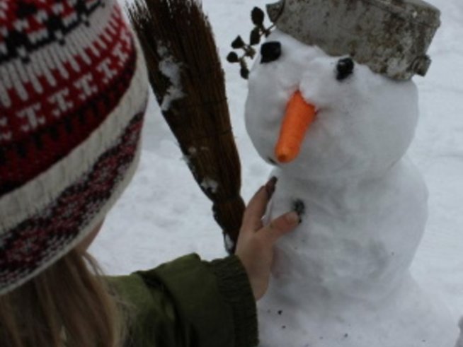 Зимни забавления – снежни приключения