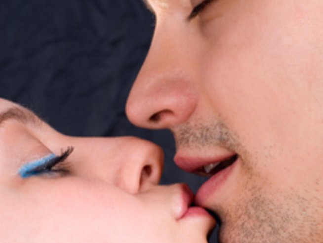 Страстни целувки за здраве и красота