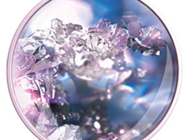 Грижа и стилизиране за боядисаната коса с течни кристали