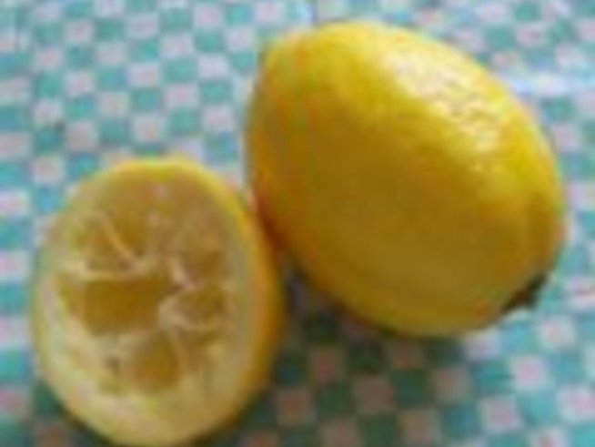 Лунички, лимони и пролетно слънце