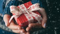 Най-добрият списък с подаръци за близки и колеги