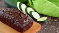 Много вкусен кекс с тиквички и шоколад