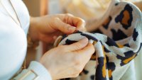 6 прости начина да се отървете от молците в гардероба