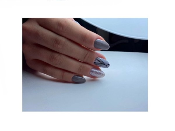 Снимка: Instagram&nbsp;dbclassynails