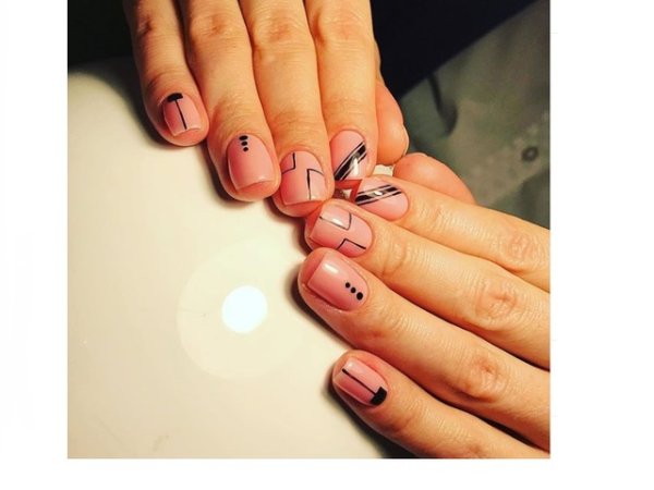 Снимка: instagram&nbsp;elmira_nail_0077