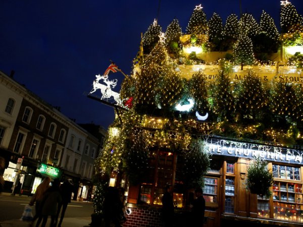 Churchill Arms pub, Лондон, Англия, снимка: Reuters